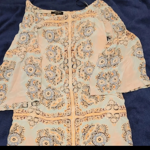 Shirt dresses - Picture 1 of 2